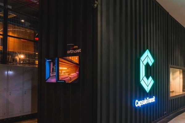 Capsule By Container Hotel